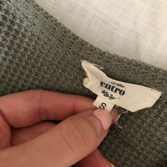 army green top - Picture 4 of 4